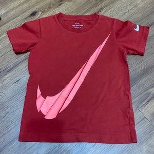 Nike kids tee